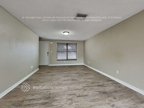 614 Highview Cir S in Brandon, FL - Building Photo - Building Photo