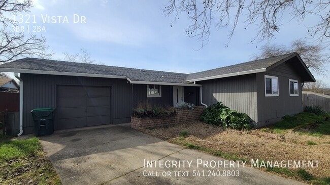 property at 1321 Vista Dr