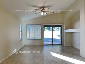 34393 N Picket Post Dr in Queen Creek, AZ - Foto de edificio - Building Photo