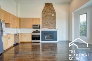 2519 W North Ave, Unit 3F in Chicago, IL - Building Photo