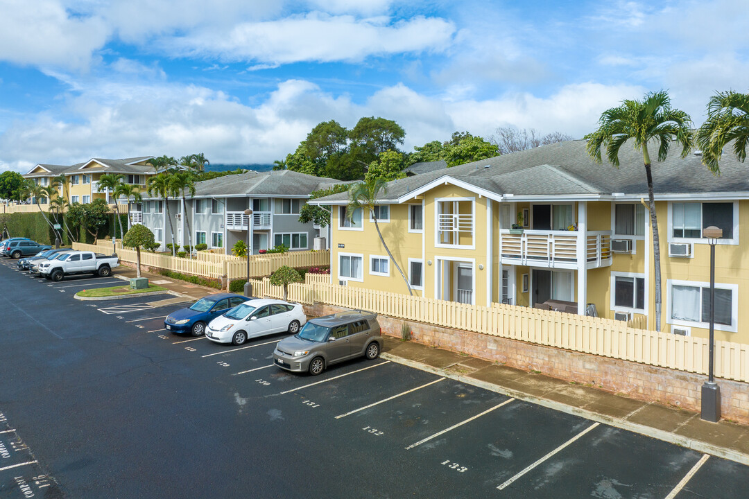 Kulana Knolls in Waipahu, HI - Building Photo