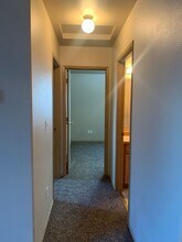 3333 SW Salmon Ct in Redmond, OR - Building Photo - Building Photo