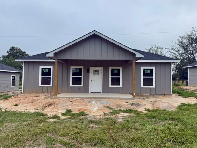 property at 408 S Gibson St