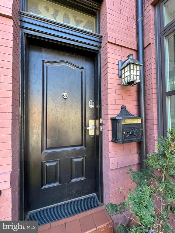 807 A St SE in Washington, DC - Building Photo - Building Photo