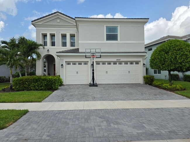 property at 16007 Whippoorwill Cir
