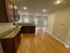 19 Pompeii St in Boston, MA - Building Photo - Building Photo