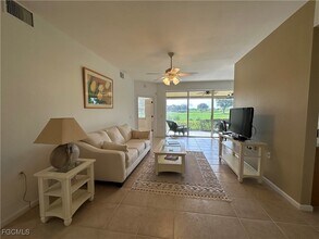 3010 Meandering Way in Ft. Myers, FL - Building Photo - Building Photo