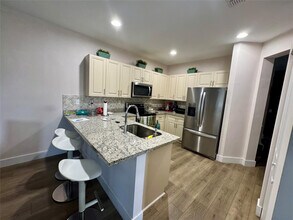 4803 NW 48th Terrace in Tamarac, FL - Building Photo - Building Photo