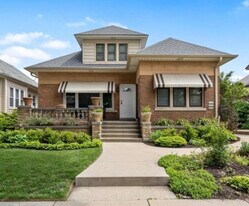 1614 S 58th St, Unit 1614 in West Allis, WI - Building Photo