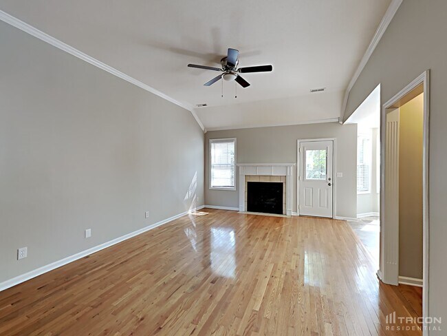 3767 Bret Dr in Clarksville, TN - Building Photo - Building Photo