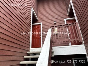 2727 Winding Ln in Antioch, CA - Building Photo - Building Photo
