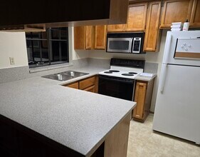 786 Dorothy Way, Unit 786 Dorothy Way in Auburn, CA - Building Photo - Building Photo