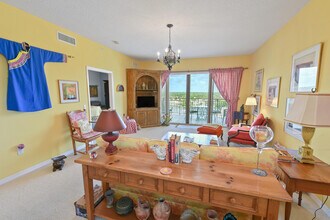 370 Golfview Rd-Unit -904 in North Palm Beach, FL - Building Photo - Building Photo