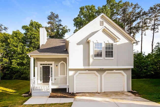 property at 1041 Crest Ridge Pl SW