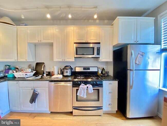 1934 N 7th St in Philadelphia, PA - Building Photo - Building Photo