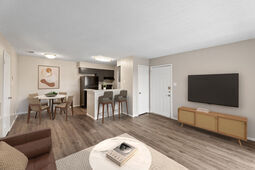 Fredericksburg Place Apartments in San Antonio, TX - Foto de edificio - Building Photo