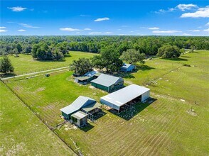 7935 SE 121st Pl in Belleview, FL - Building Photo - Building Photo