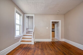 1849-1851-1851 N 4th St in Columbus, OH - Building Photo - Building Photo