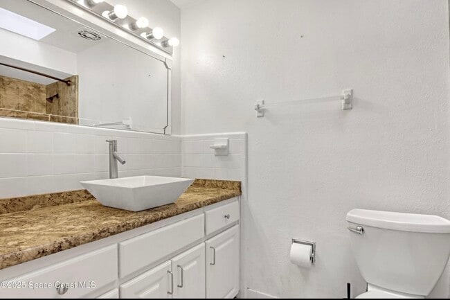 property at 1560 Salmon St