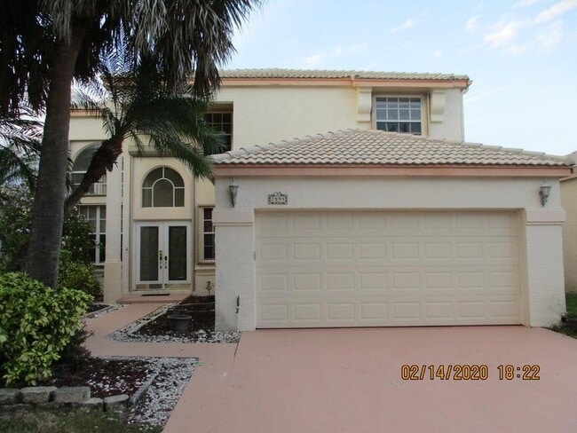 7599 Ridgefield Ln