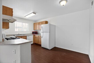 1517 Frank-Aved St N in Las Vegas, NV - Building Photo - Building Photo