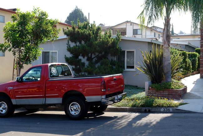 340 Penn St in El Segundo, CA - Building Photo - Building Photo