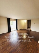 56 Little Wedeene St in Kitimat, BC - Building Photo - Building Photo
