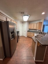 7925 Blue Bonnet St in Beaumont, TX - Building Photo - Building Photo