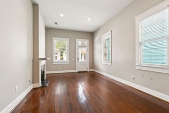723 4th St in New Orleans, LA - Foto de edificio - Building Photo