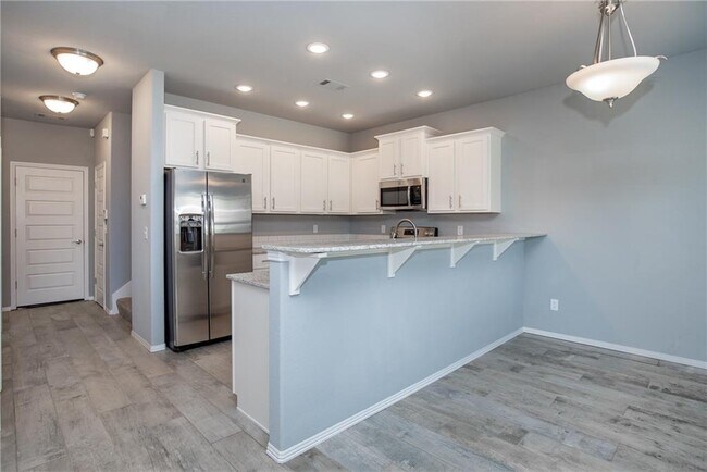 1322 N Corsica Dr in Fayetteville, AR - Building Photo - Building Photo