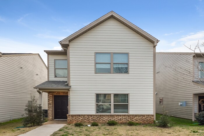 6105 Ruth St SW in Covington, GA - Building Photo