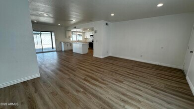 4140 W Orchid Ln in Phoenix, AZ - Building Photo - Building Photo