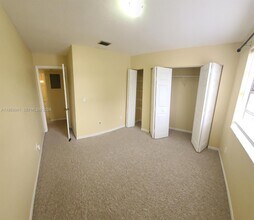 1002 Adams Ave in Homestead, FL - Building Photo - Building Photo