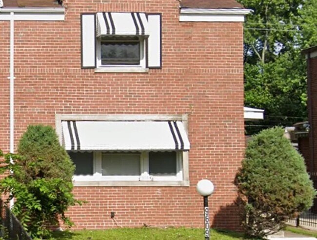 property at 9609 S Euclid Ave