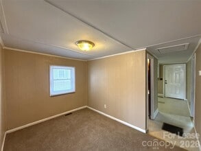 3131 Seymour Dr in Charlotte, NC - Building Photo - Building Photo