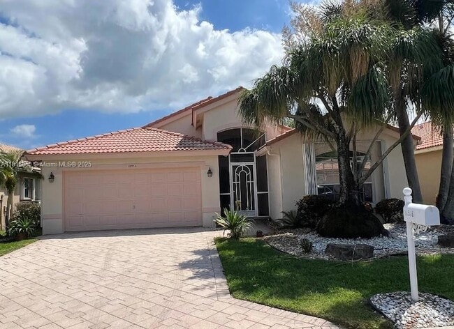 10566 Sunset Isles Ct