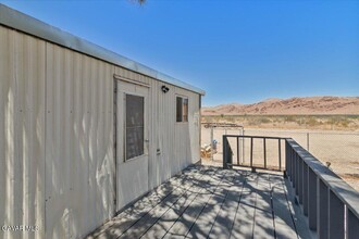 5457 61st St W in Rosamond, CA - Building Photo - Building Photo