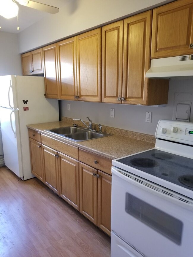 property at 13789 Cedar Rd