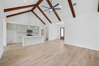 2801 Wilson Ave in Leander, TX - Building Photo - Building Photo