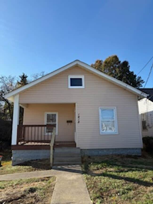 property at 1418 Haskin Ave