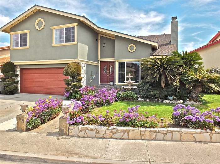 3580 Aster St in Seal Beach, CA - Building Photo