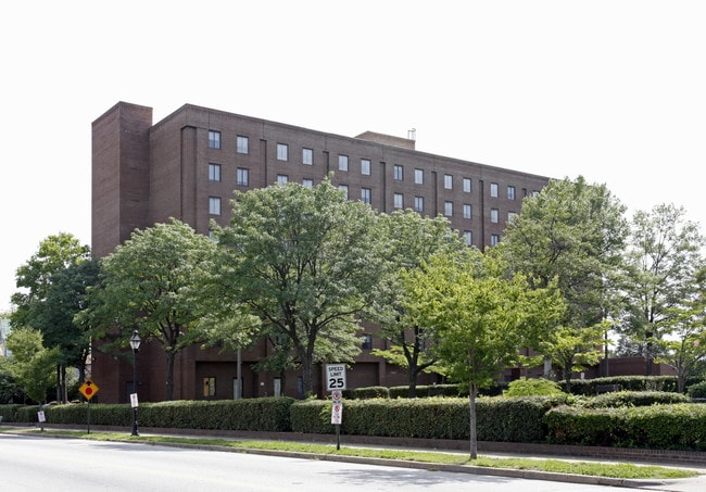 Housing Authority-elderly Building in Richmond, VA - Building Photo - Building Photo