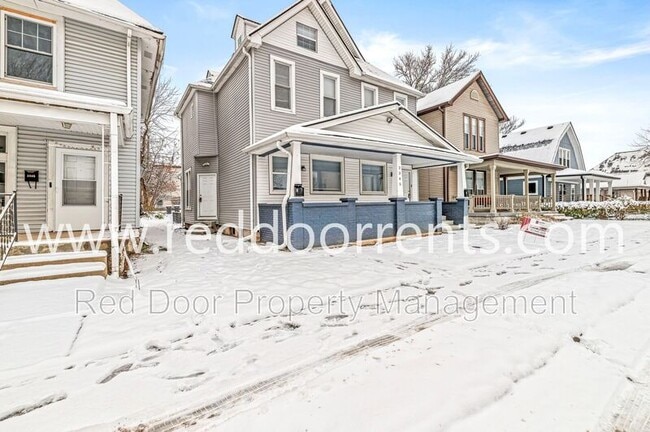 property at 2345 N Kenwood Ave