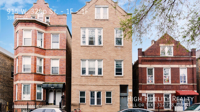 property at 915 W 32nd St