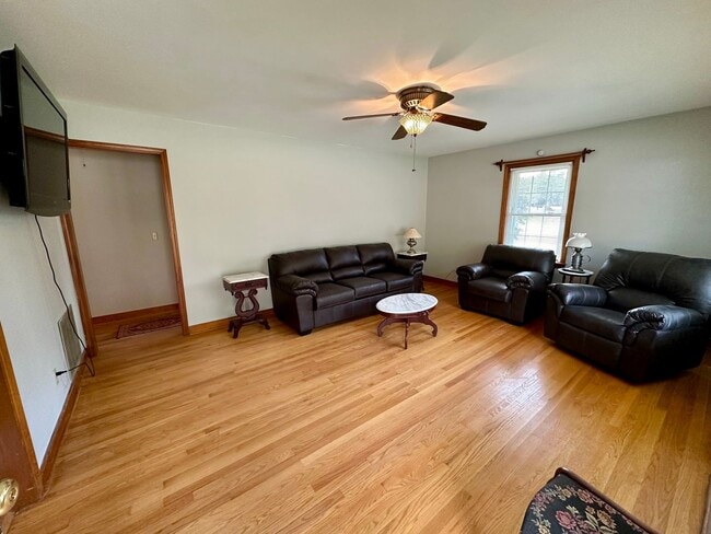 13978 VA-47 in Chase City, VA - Building Photo - Building Photo