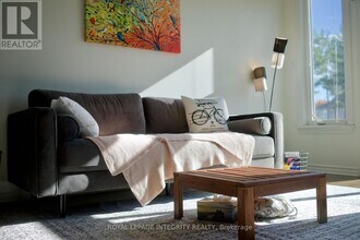 764 Fletcher Cir in Ottawa, ON - Building Photo - Building Photo
