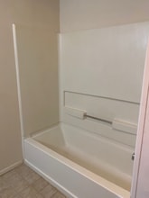 140 E Main St in Manchester, MI - Building Photo - Building Photo