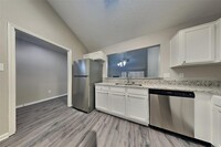 5111 Rivertree Ln in Spring, TX - Building Photo - Building Photo