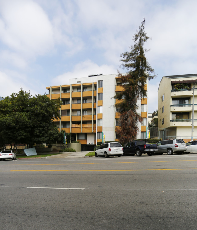 Lafayette House in Los Angeles, CA - Building Photo - Building Photo