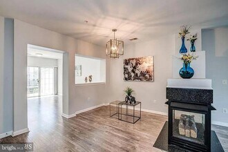 1591 Leeds Castle Dr in Vienna, VA - Building Photo - Building Photo